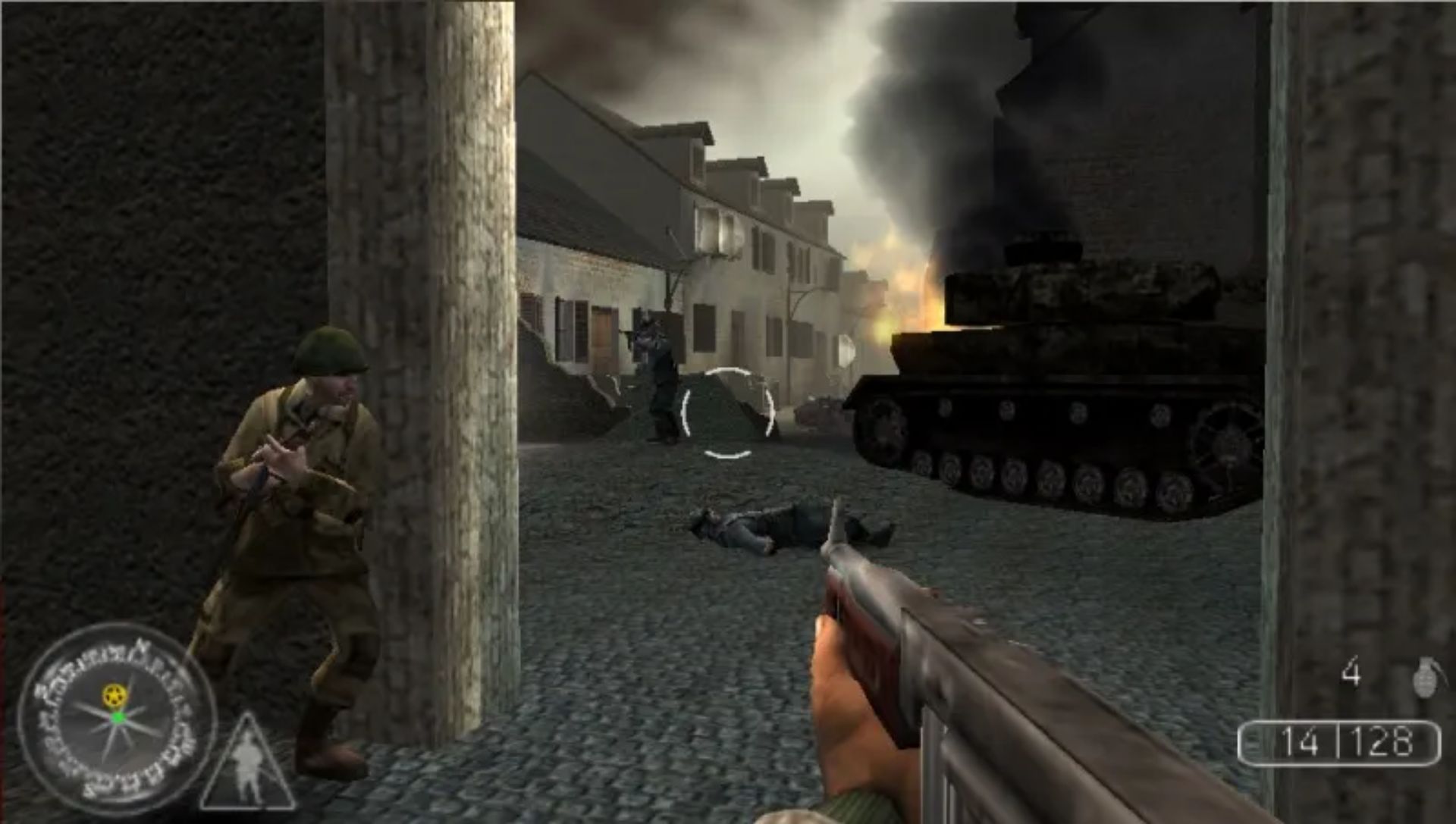 使命召唤：通往胜利之路PSP游戏截图第12张