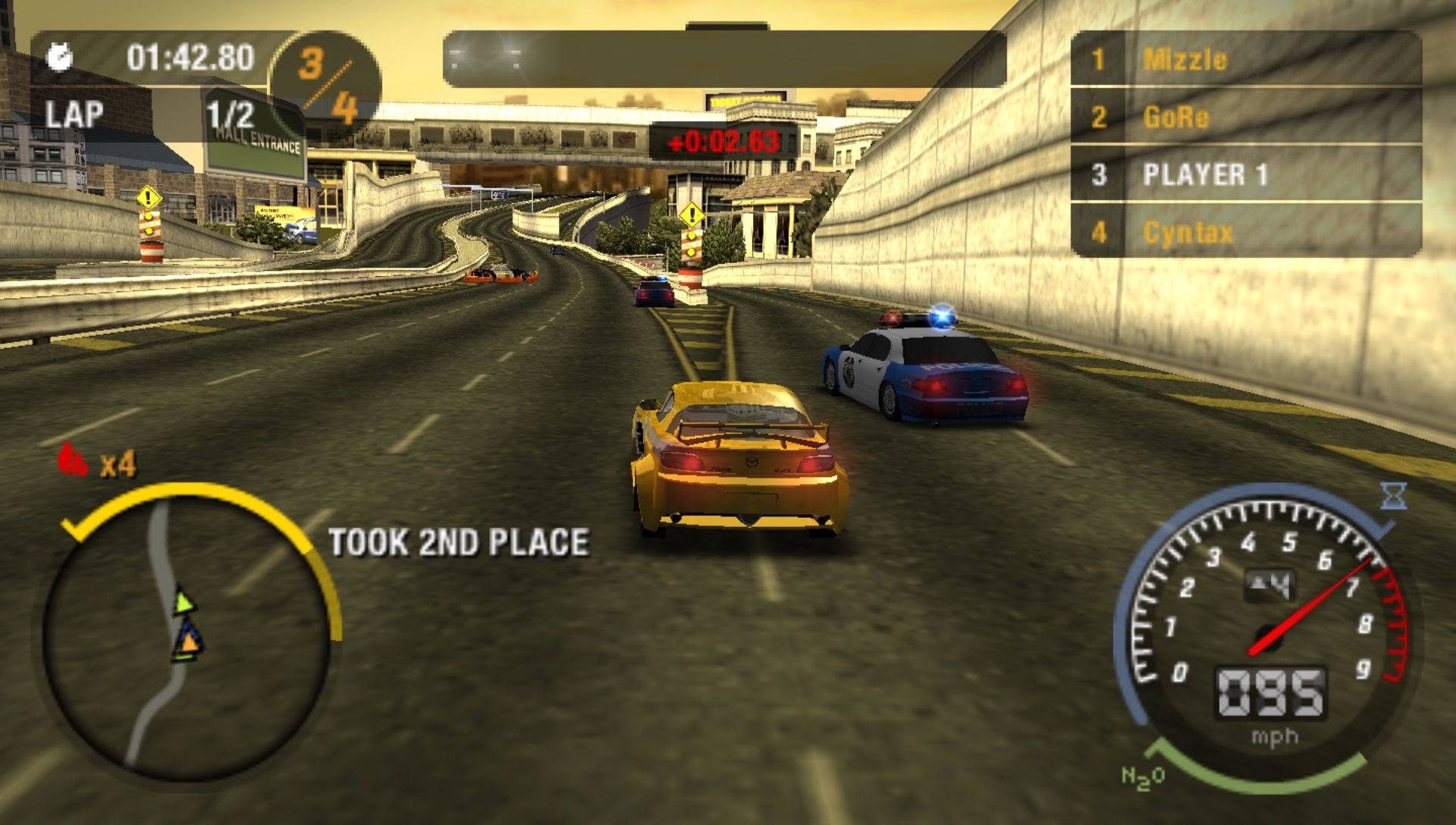 极品飞车：最高通缉PSP游戏截图第8张