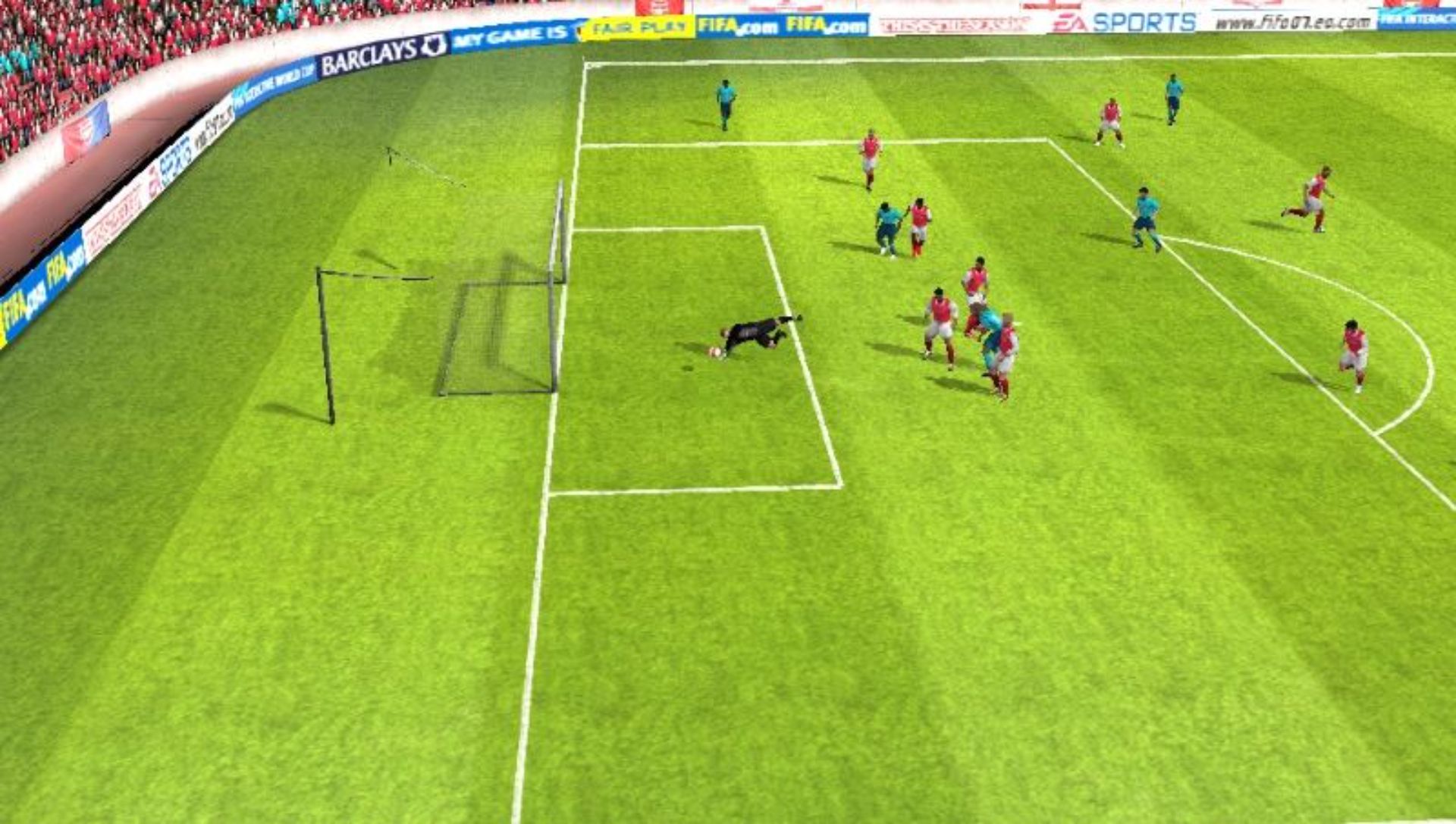 FIFA足球2007PSP游戏截图第9张