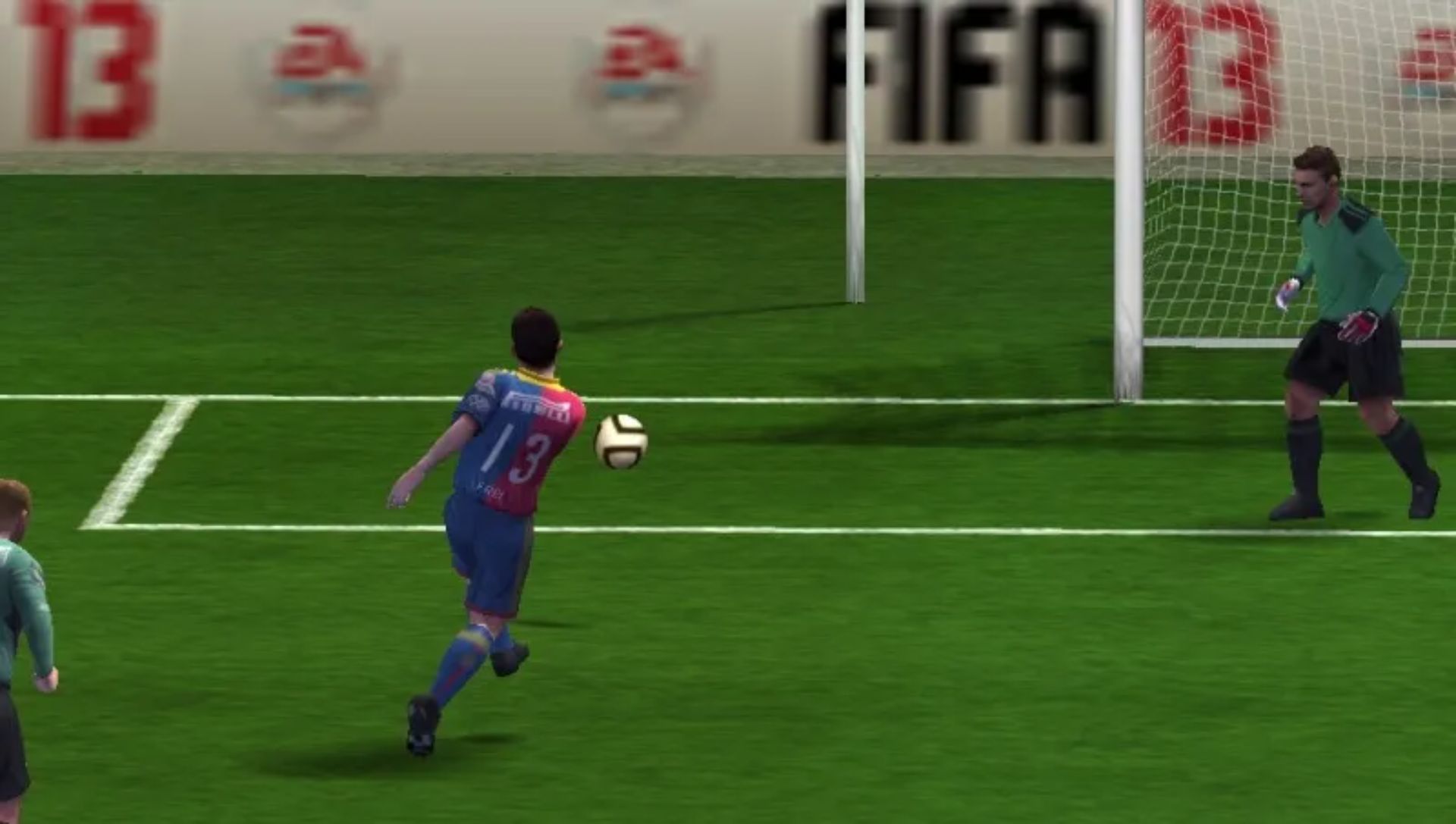 FIFA足球2013PSP游戏截图第14张