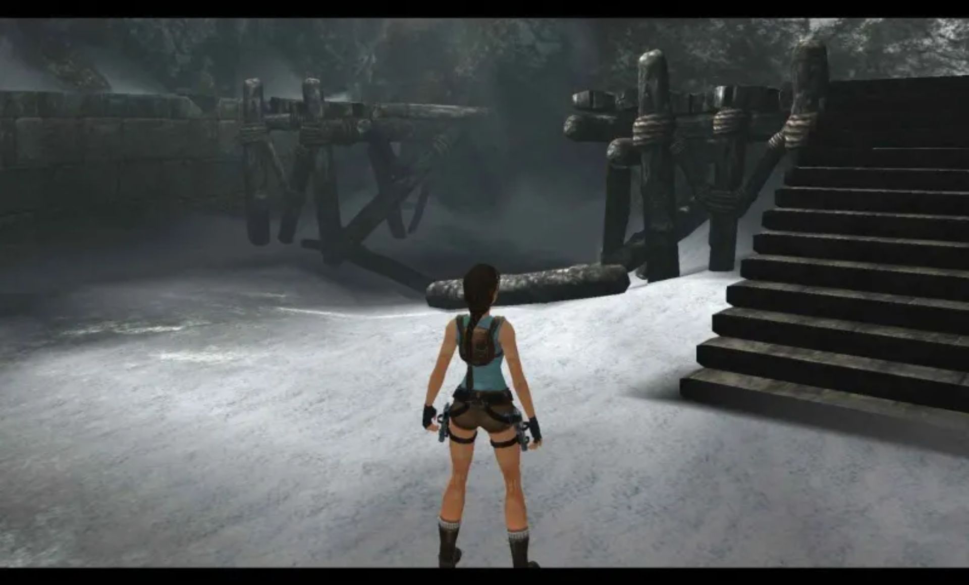 古墓丽影：周年纪念版PSP游戏截图第15张