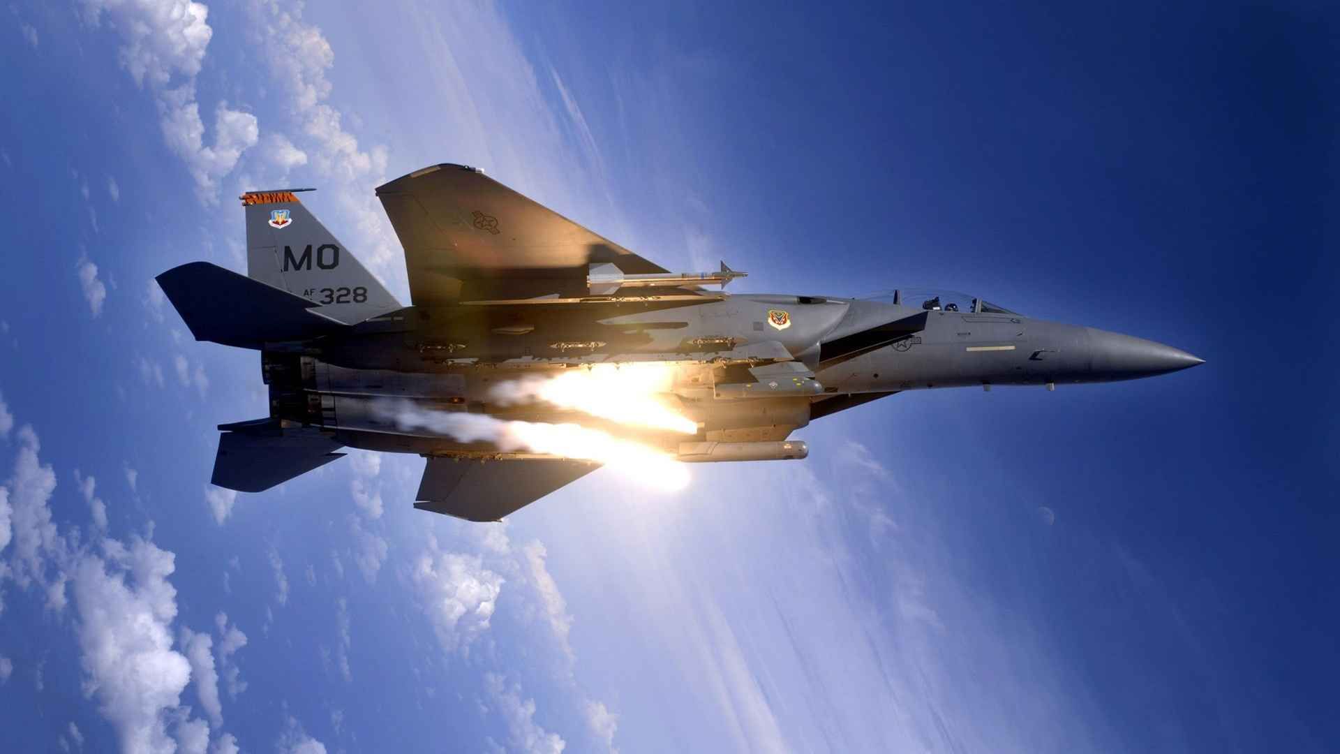 F-15猎鹰行动2／F-15鹰式战斗机2MD游戏截图第1张
