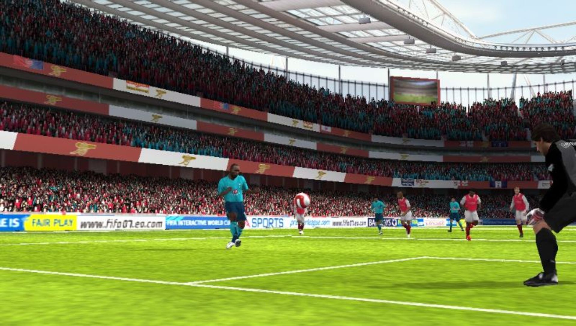 FIFA足球2007PSP游戏截图第16张