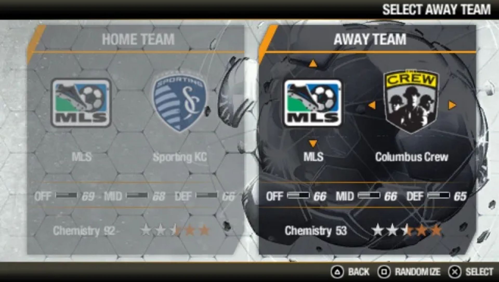 FIFA足球2013PSP游戏截图第2张